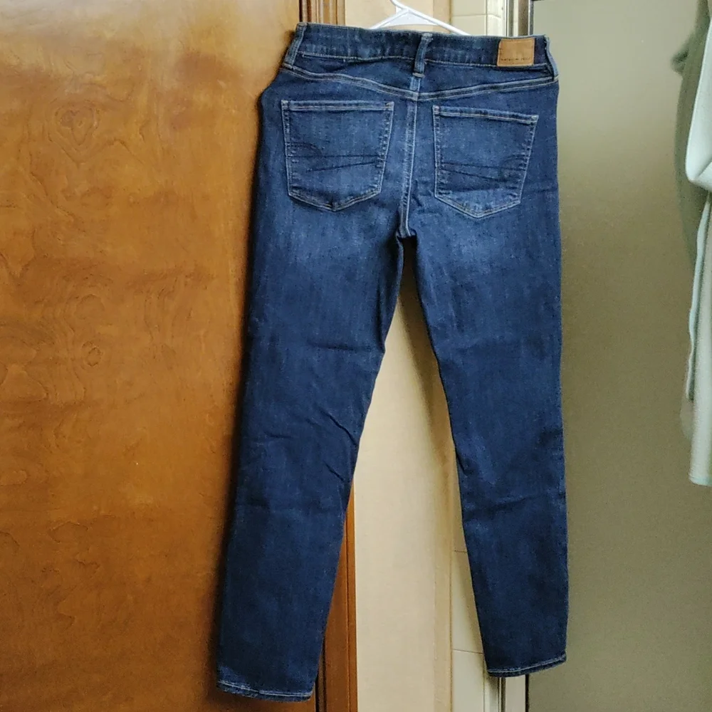 COPY - American Eagle stretch jeans 👖 - Picture 2 of 7